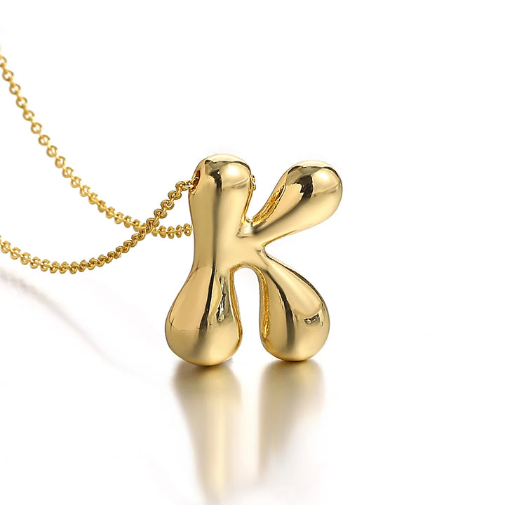 Monogramme Elegant Pendant Necklace