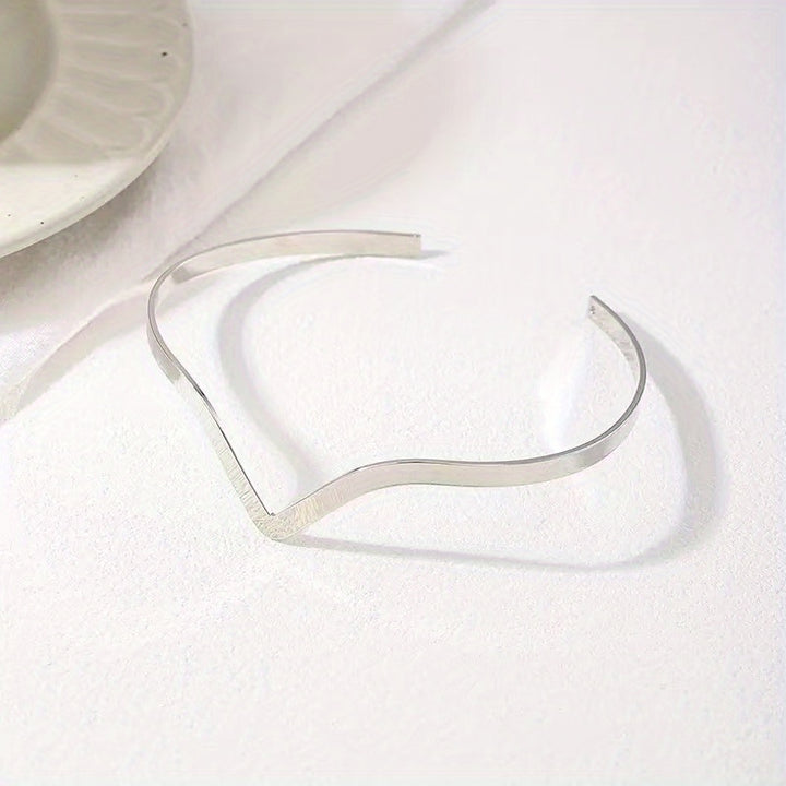Vespera Arm Cuff