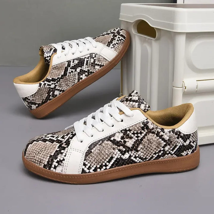 Venom Low-Top Sneaker