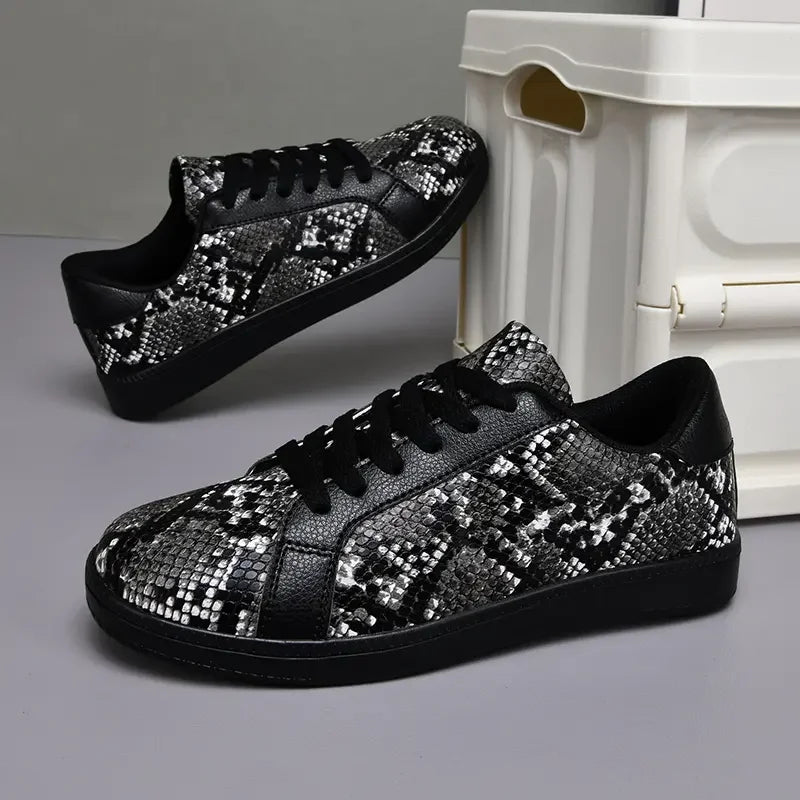 Venom Low-Top Sneaker