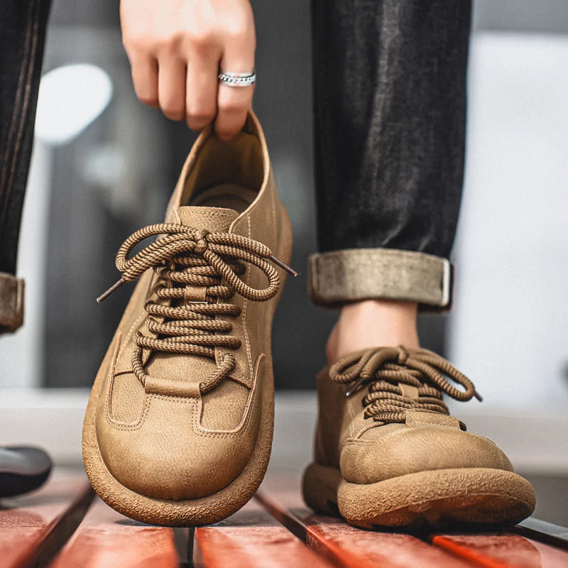 Nomad Low-Top Sneaker