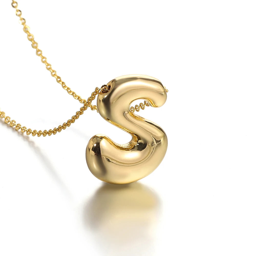 Monogramme Elegant Pendant Necklace
