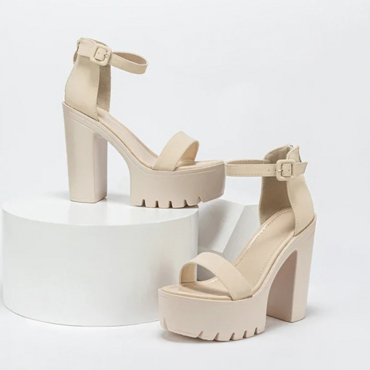 Avanti Chunky Platform Heel