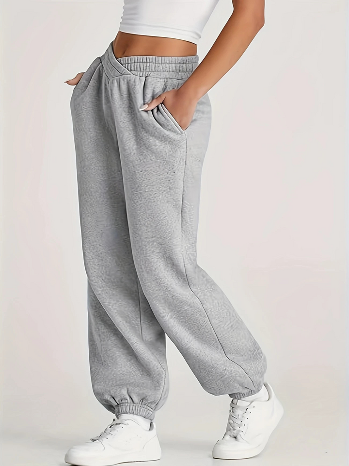 Weekend Crossover Jogger
