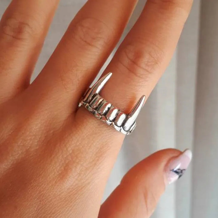 Vampire Fang Ring