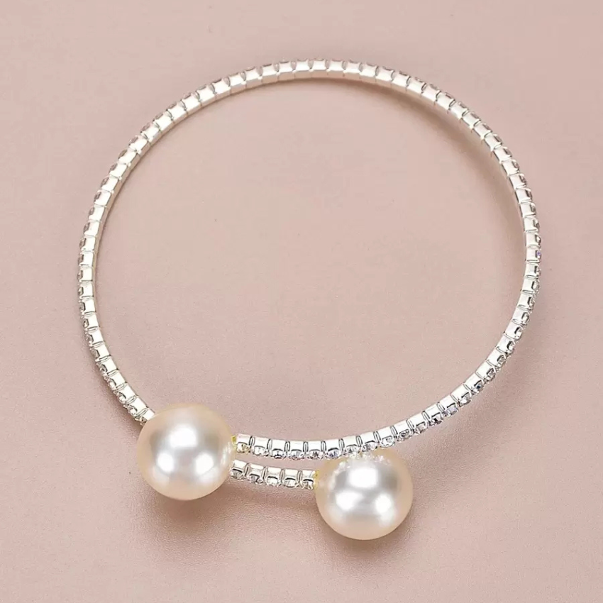 Pearl Halo Bangle