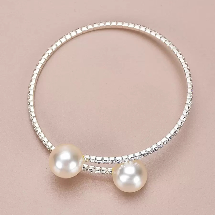 Pearl Halo Bangle