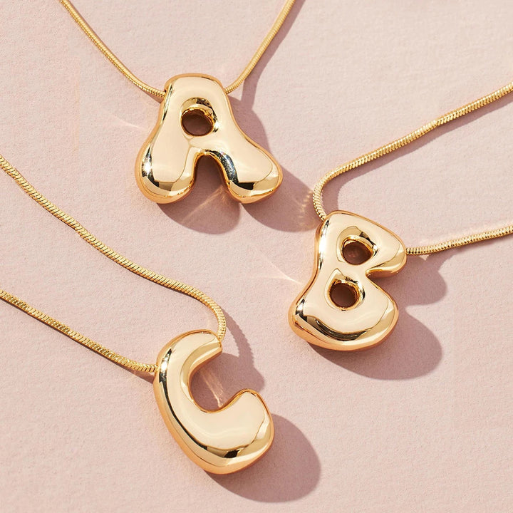Monogramme Elegant Pendant Necklace