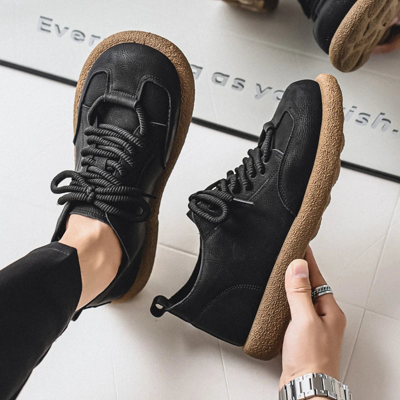 Nomad Low-Top Sneaker