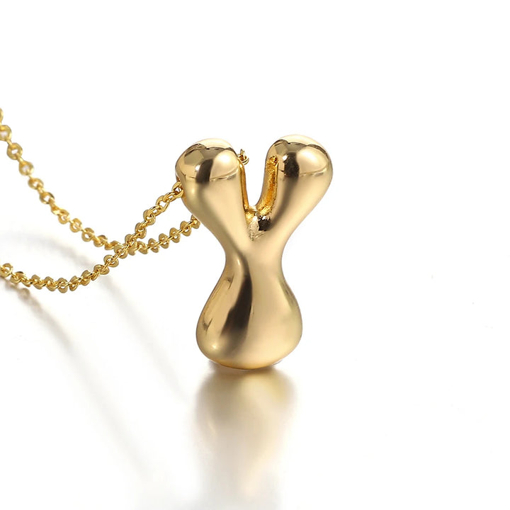 Monogramme Elegant Pendant Necklace