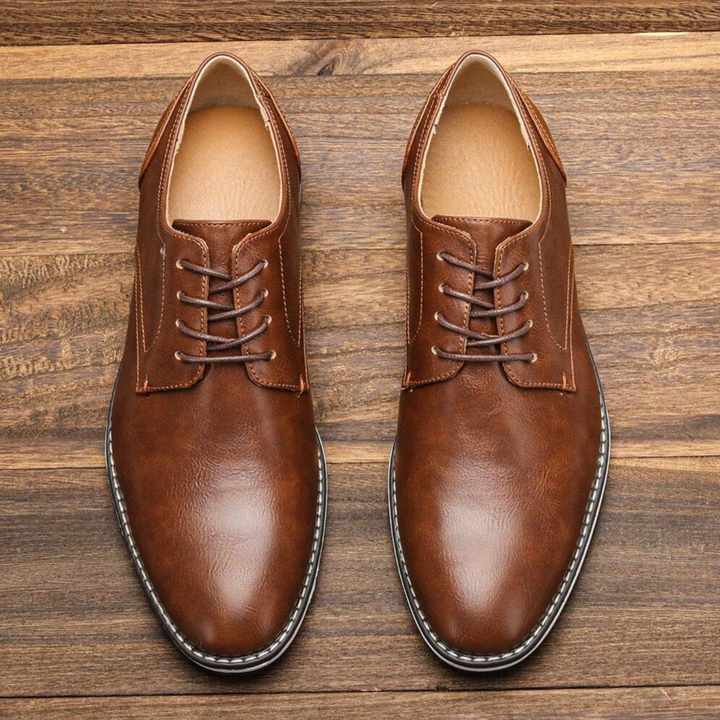 Halston Dual-Tone Oxford