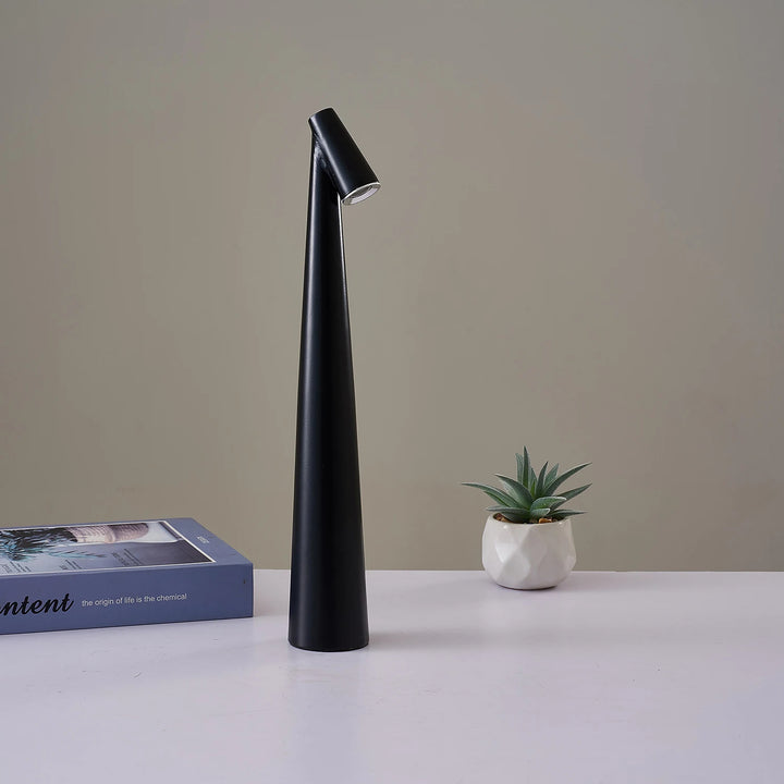 Illume Sculpted Touch Lamp