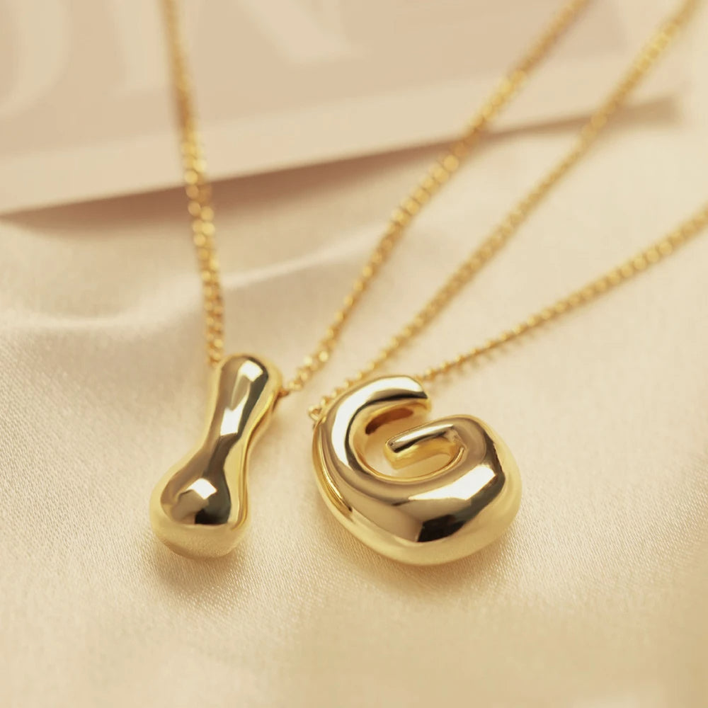 Monogramme Elegant Pendant Necklace