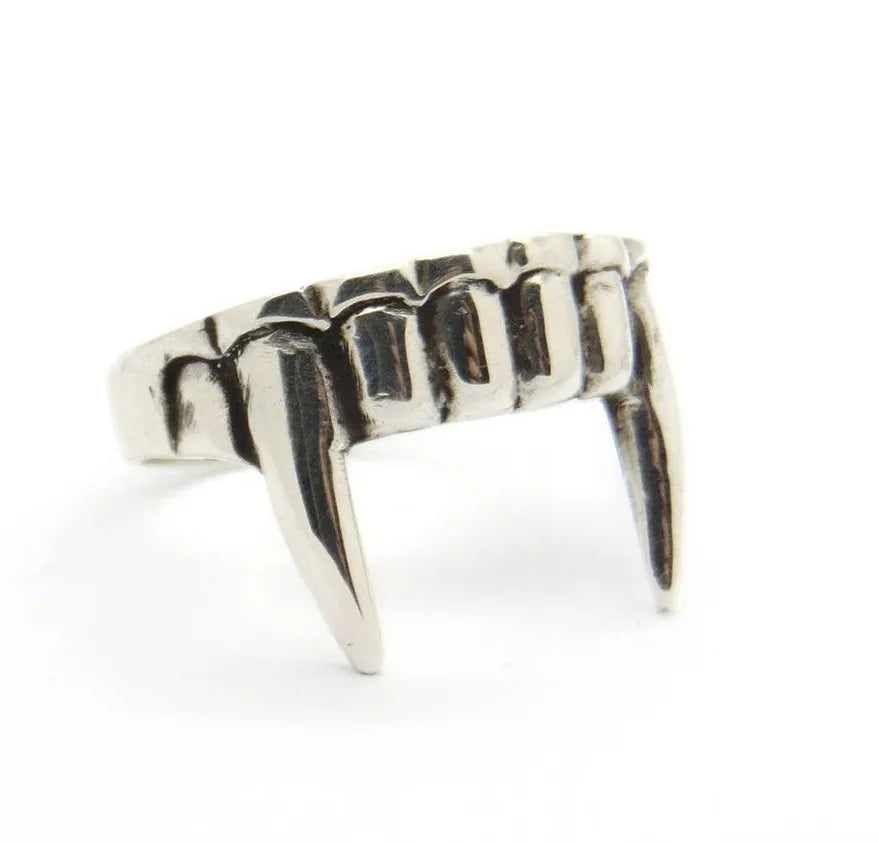 Vampire Fang Ring