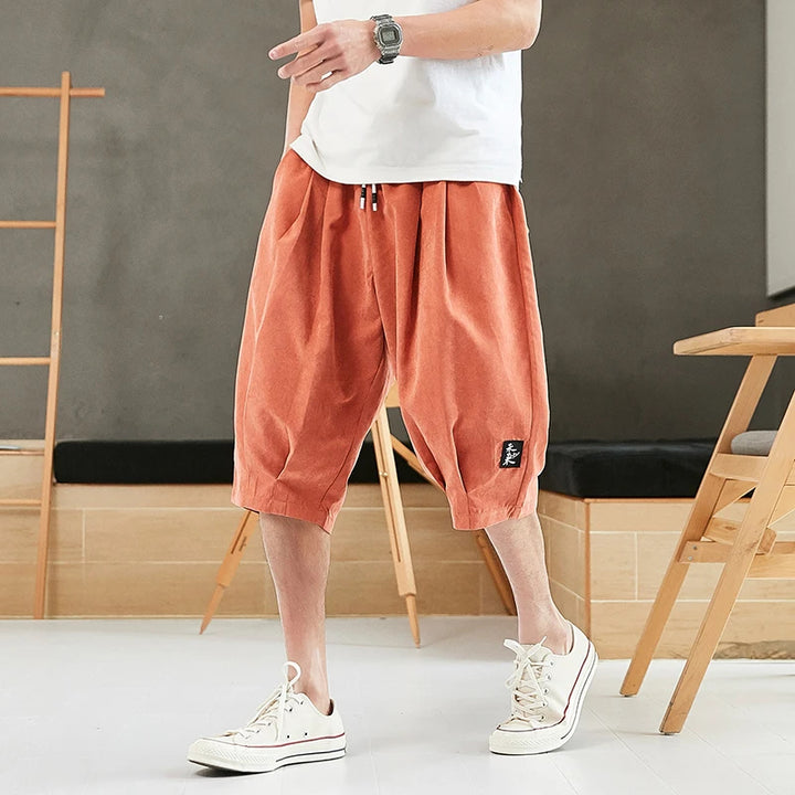 Kuro Drop-Cut Short