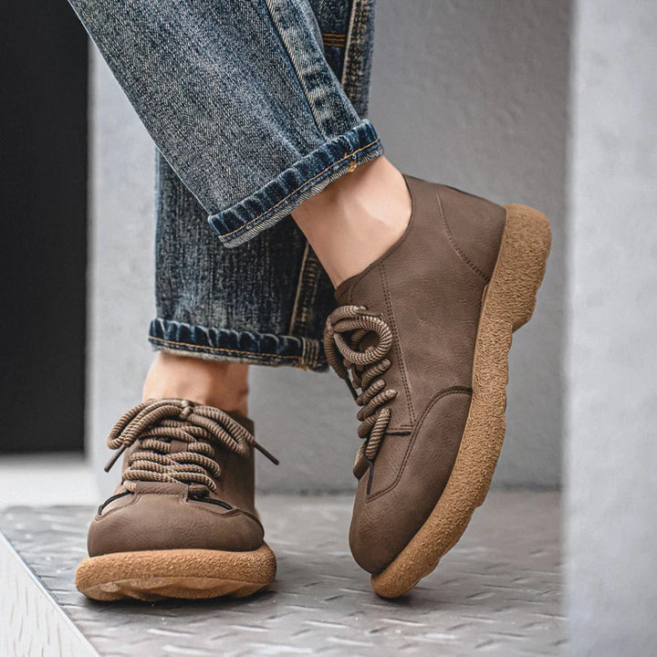 Nomad Low-Top Sneaker