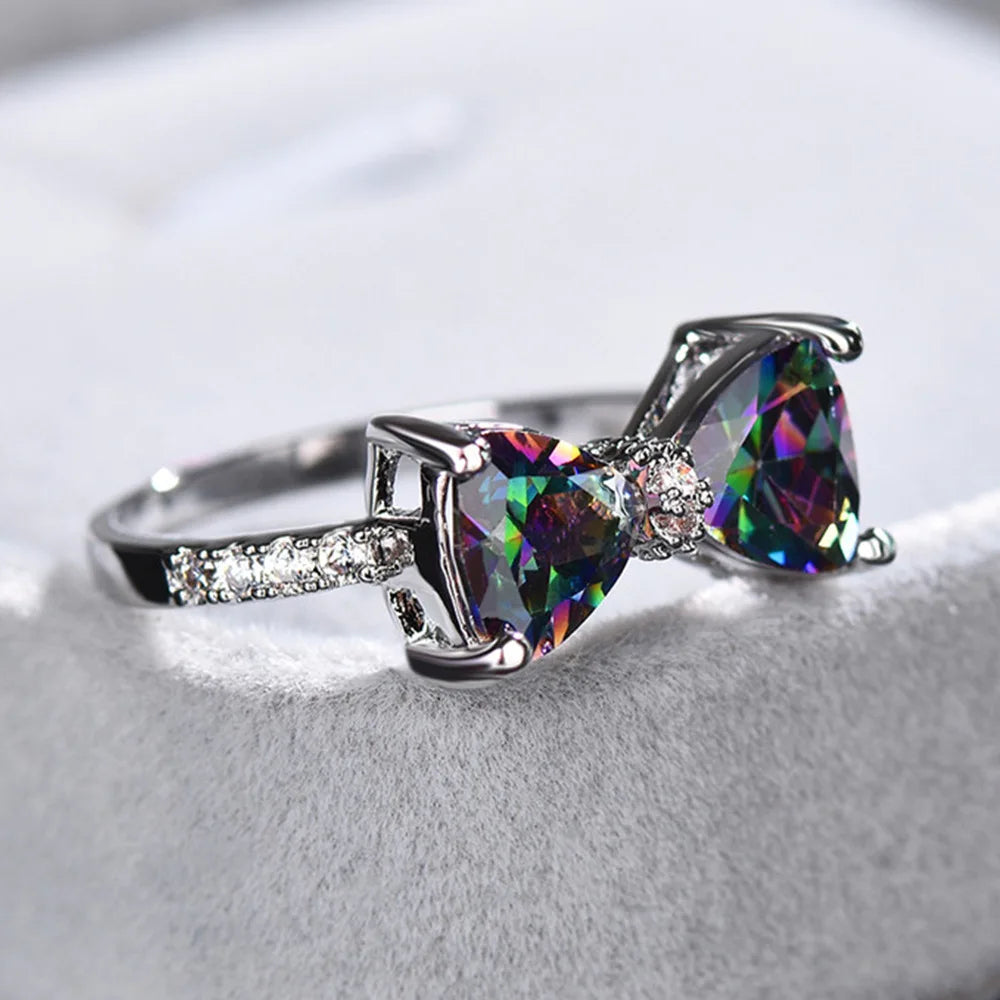 Ribbon Zircon Ring