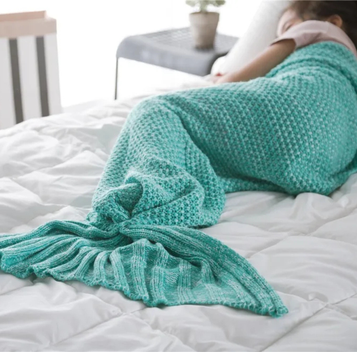 Mermaid Knit Blanket
