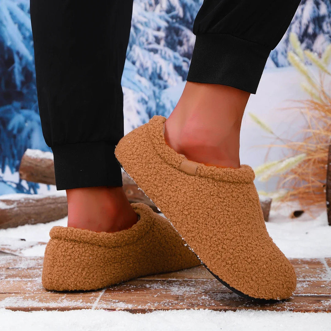 Alpine Teddy Fleece Slides