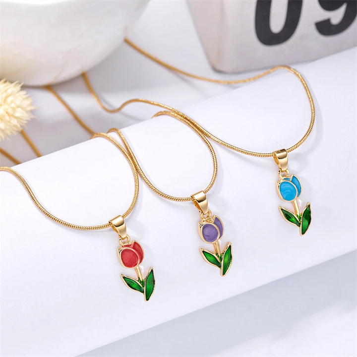 Lily Tulip Necklace