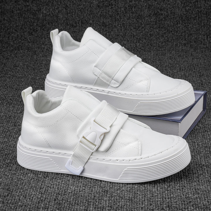 Vantage Low-Top Sneaker