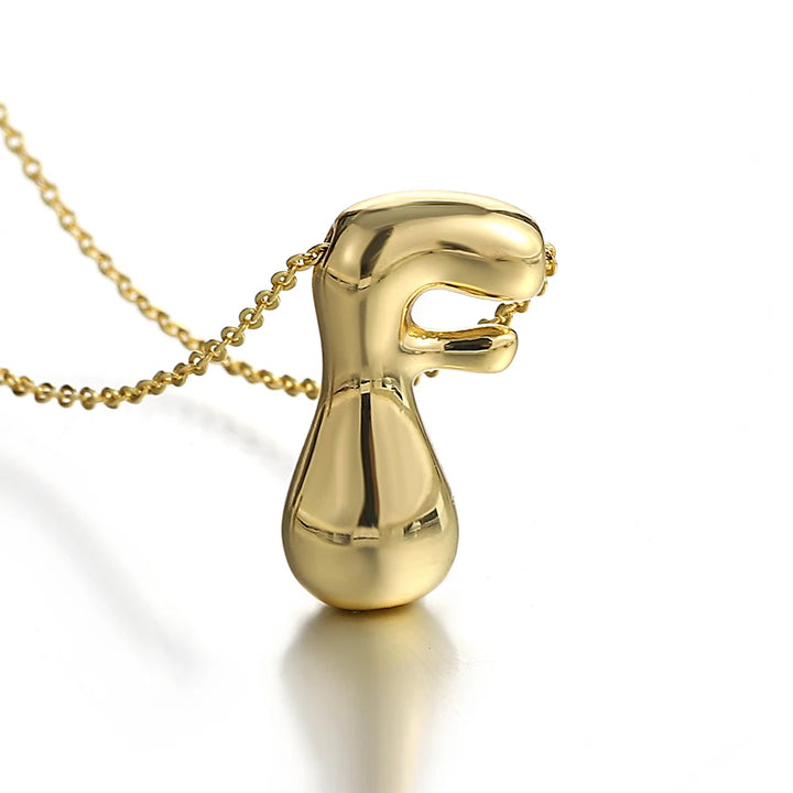 Monogramme Elegant Pendant Necklace