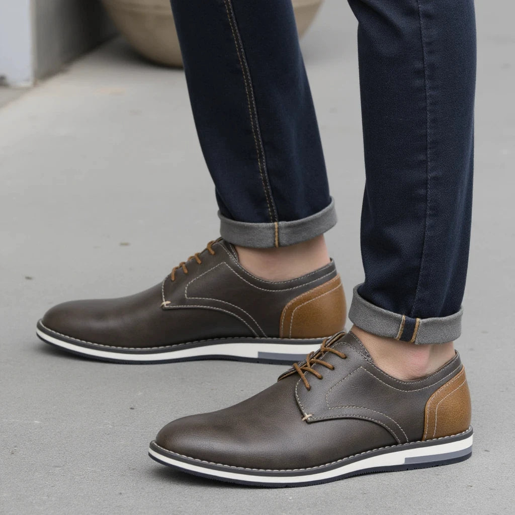 Halston Dual-Tone Oxford