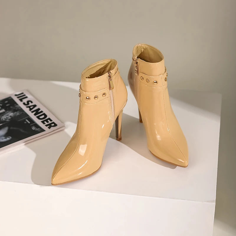 Diva Gloss Stiletto Boot