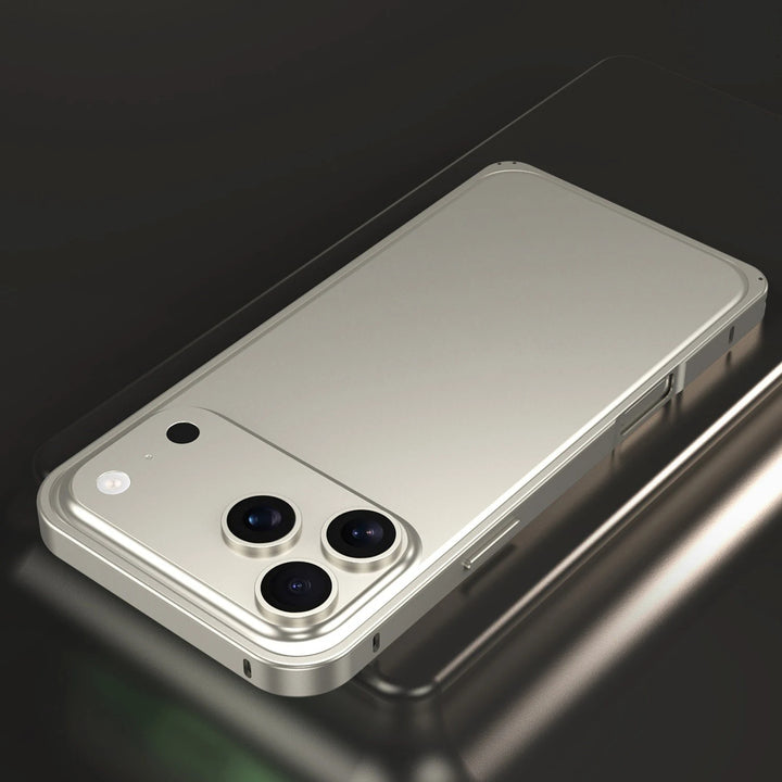 Razor Edge iPhone 17 Bumper Case