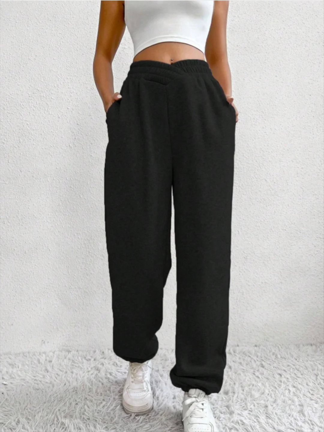 Weekend Crossover Jogger