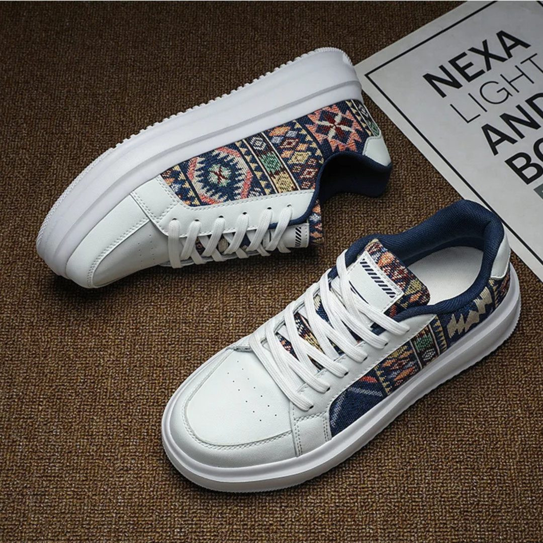Nomad Low-Top Sneaker