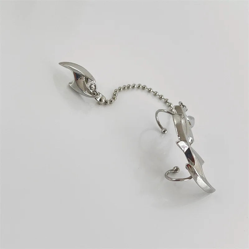 Razor Claw Ear Cuff