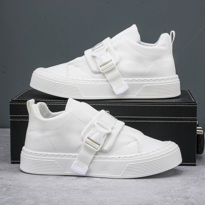 Vantage Low-Top Sneaker
