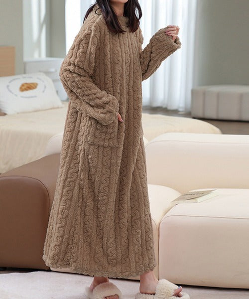 Nest Fleece Lounge Gown