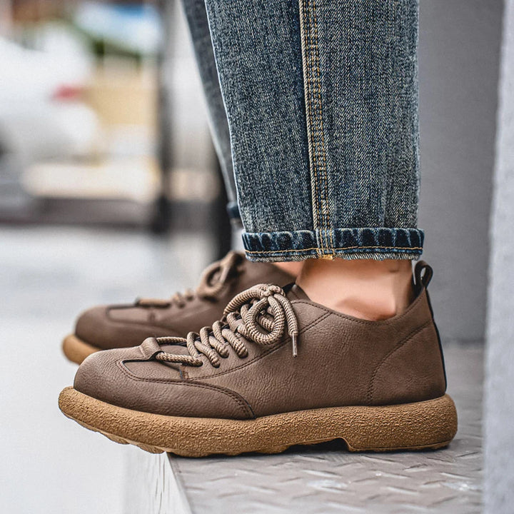Nomad Low-Top Sneaker