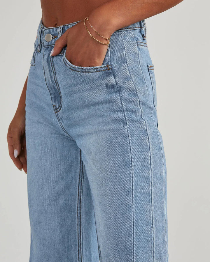 Naomi Wide-Leg Jean