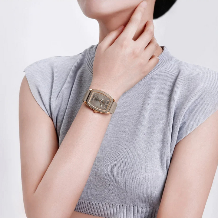 Navi Quartz Barrel Watch