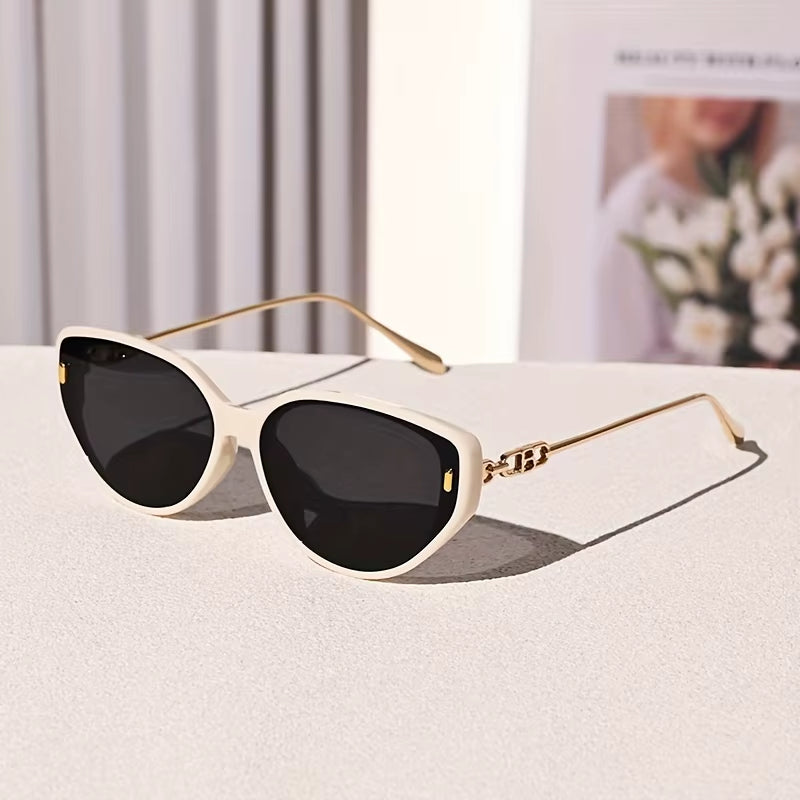 Leclair Cat Eye Sunglasses