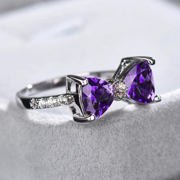 Ribbon Zircon Ring