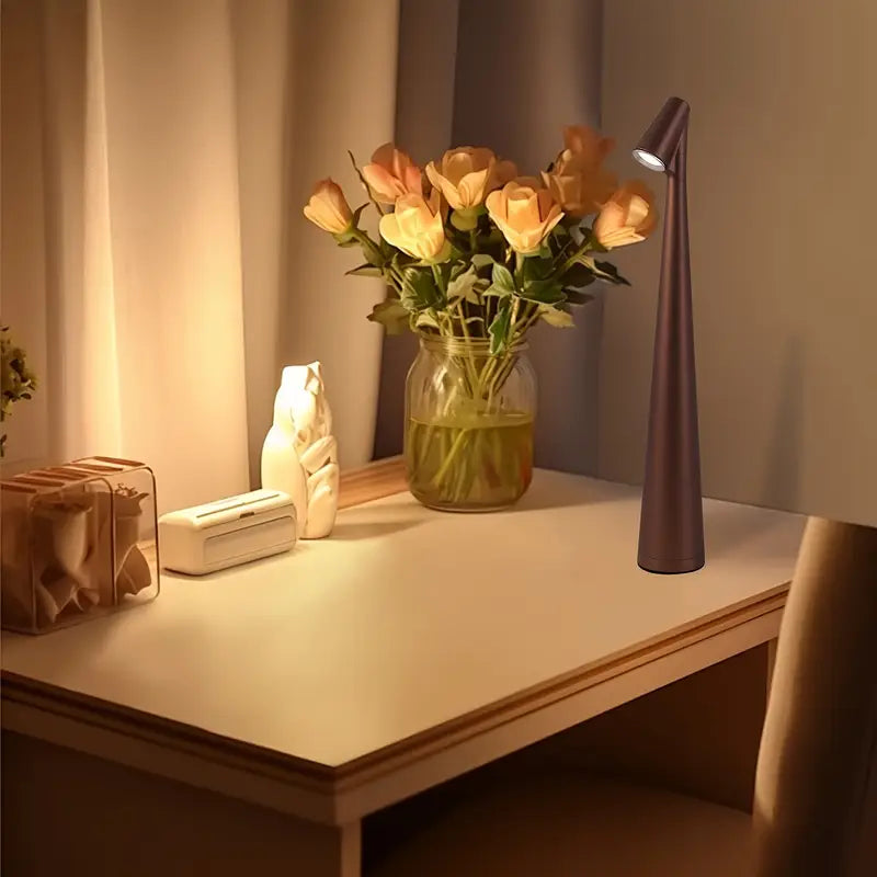 Illume Sculpted Touch Lamp