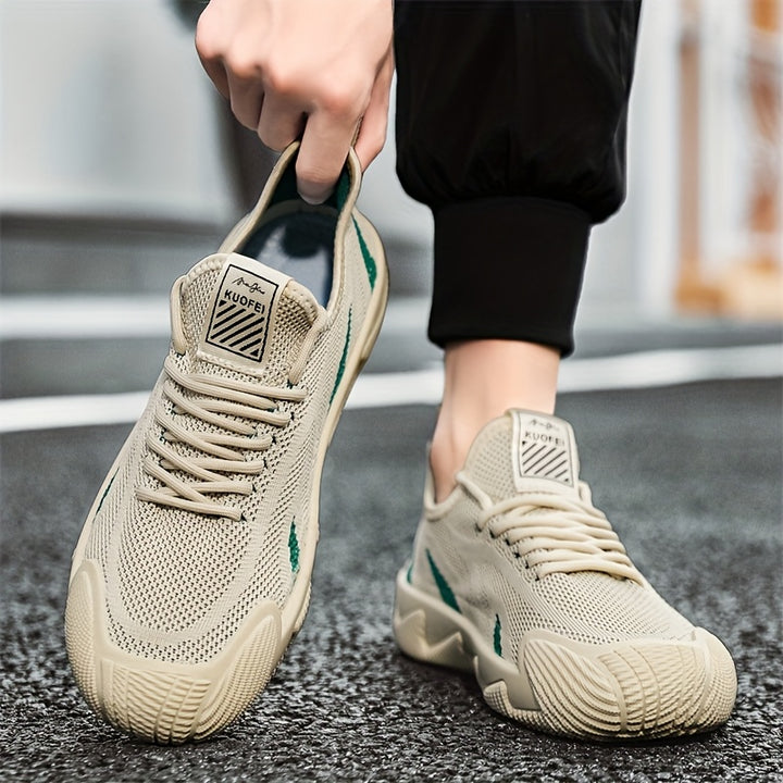 Kinetic Low-Top Sneaker