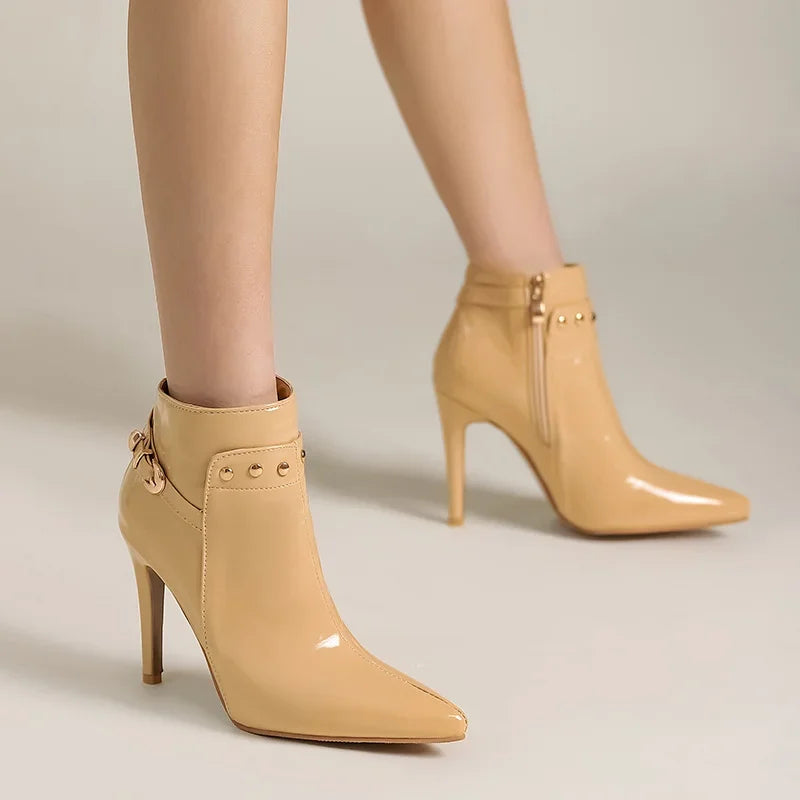 Diva Gloss Stiletto Boot