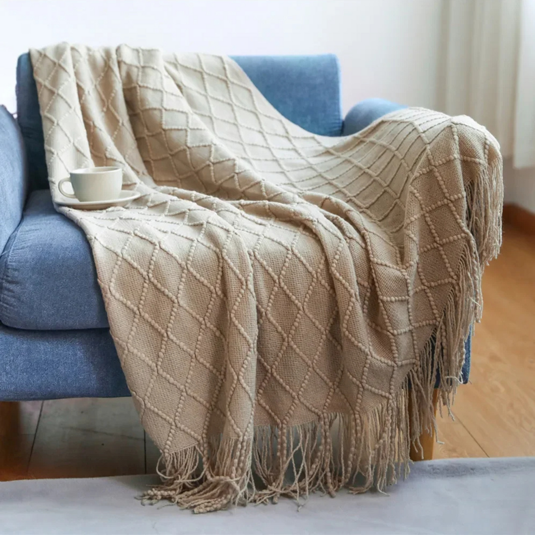 Eden Diamond Fringe Throw Blanket