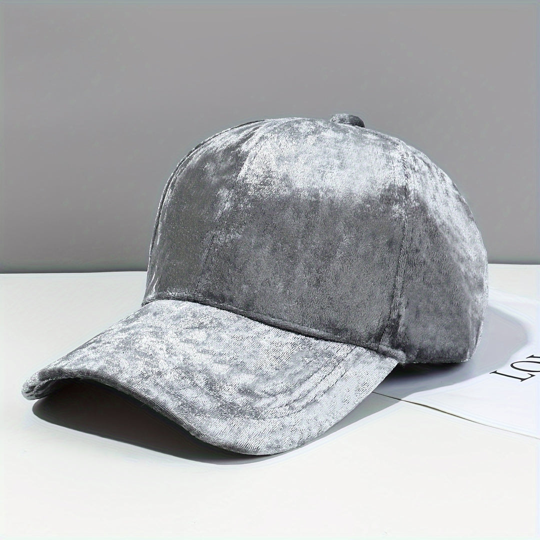 Aura Velvet Cap
