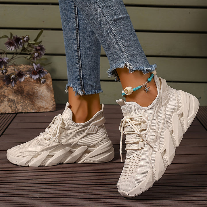 Aera Mesh Platform Sneaker