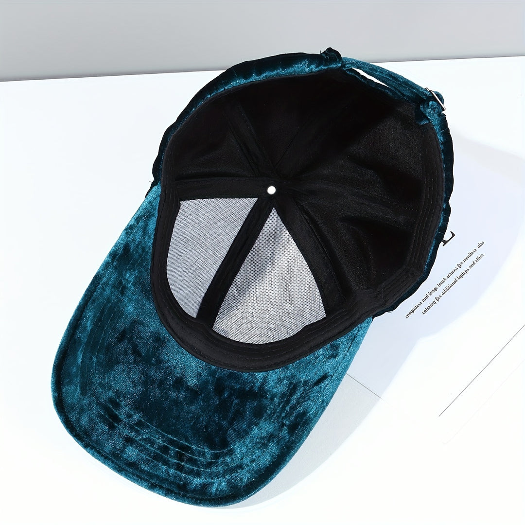 Aura Velvet Cap