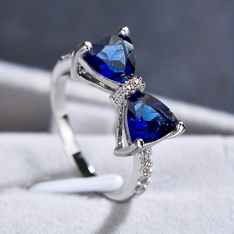 Ribbon Zircon Ring