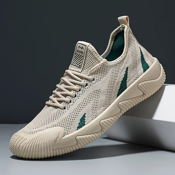 Kinetic Low-Top Sneaker