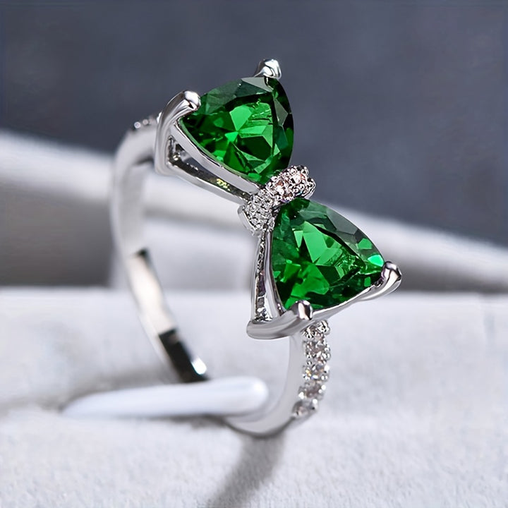 Ribbon Zircon Ring
