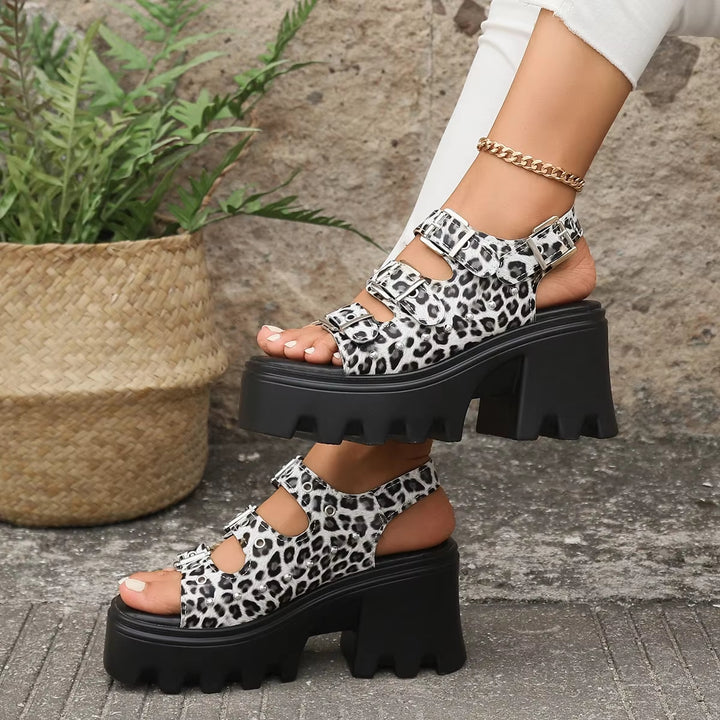 Monolithe Platform Buckle Sandals